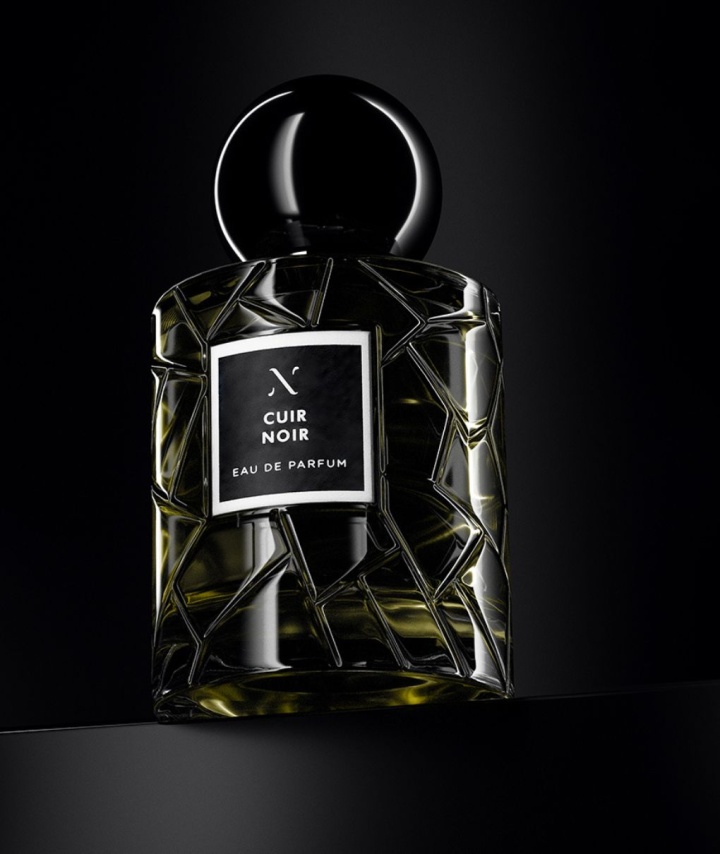 Cuir Noir Black Edition