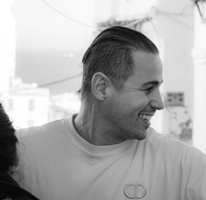 Portrait en noir et blanc de Dahmane Ouafi fondateur Maison Cataliya