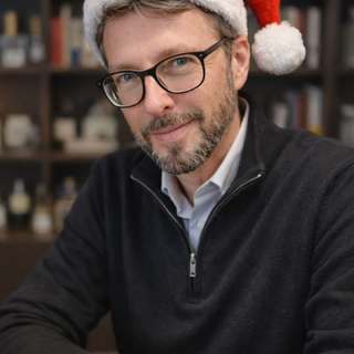 This end of year has been a fantastic time for SCENTISSIME. There are more and more of you who trust us to help you find your perfect perfume match. Thank you so much for your trust and Merry Christmas!